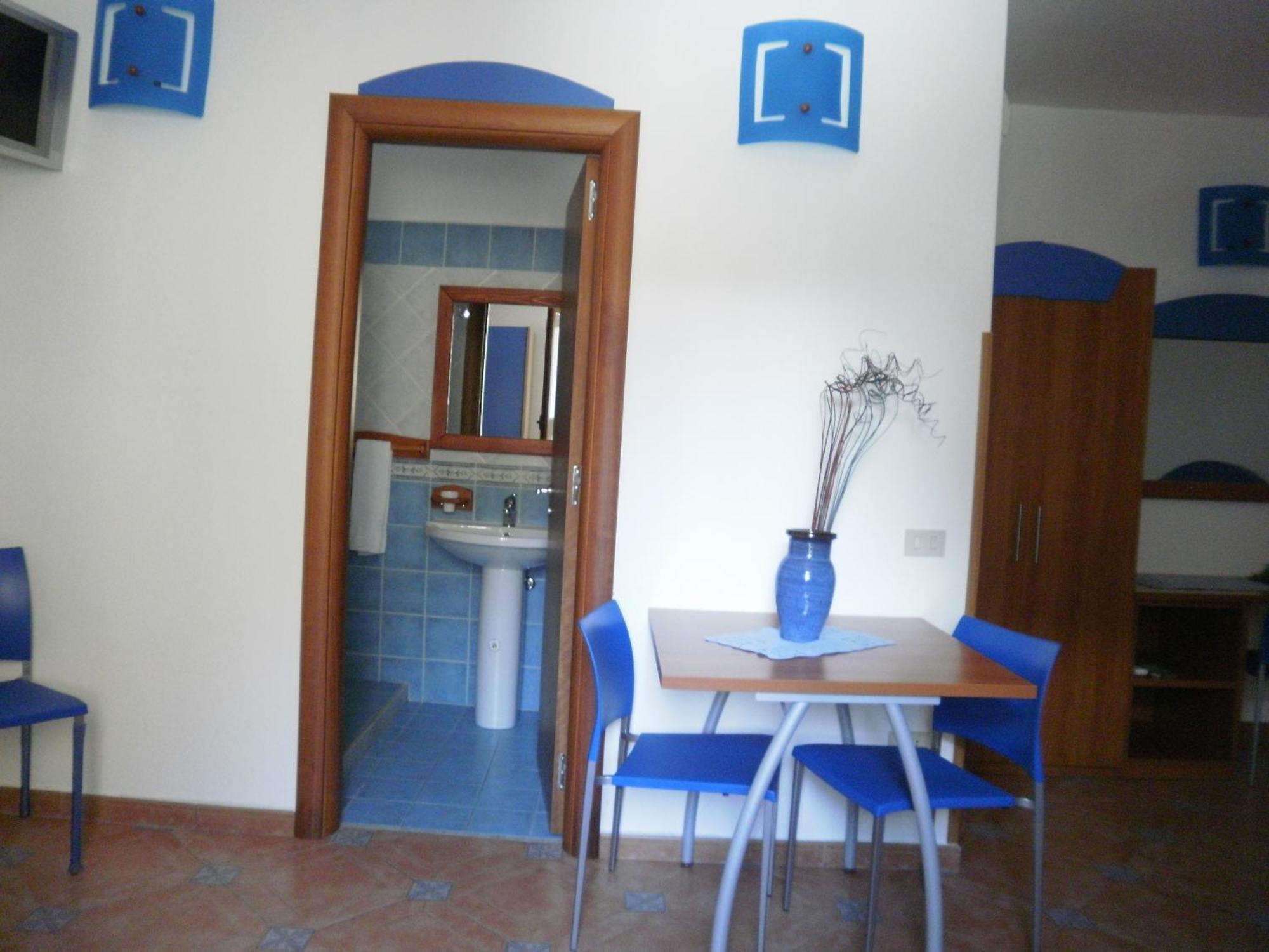 Sogni Nel Blu Aparthotel Isola di Ustica Szoba fotó