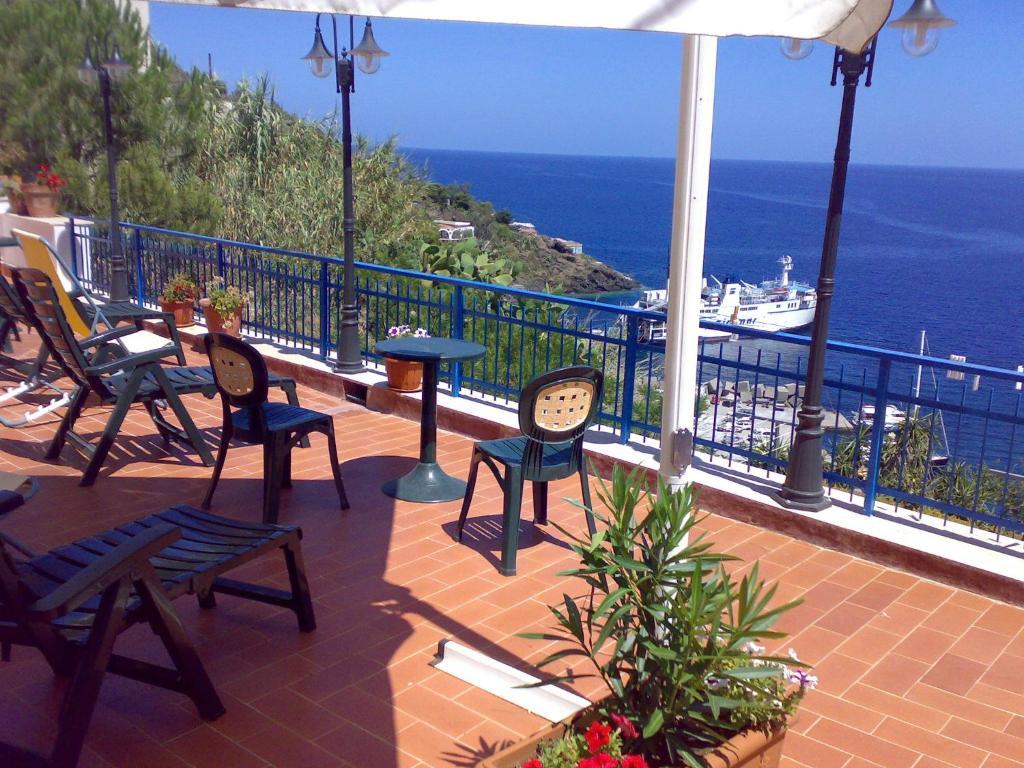 Sogni Nel Blu Aparthotel Isola di Ustica Kültér fotó